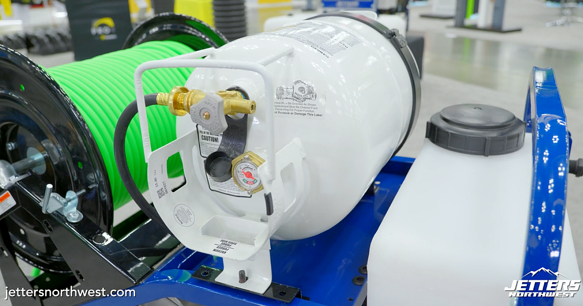 The Jetting Benefits of a Propane-Fueled Engine | Cleaner