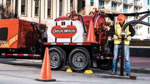 Ditch witch hx30 181017 083517