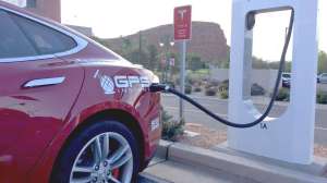 Tesla With Gps Insight Logo