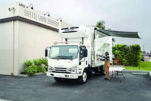 04 24 Isuzu Craft Beer Truck E