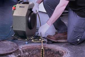 M224 Flexible Shaft Cleaner