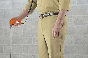 Oe Gen Ear Le In Use Ground Web