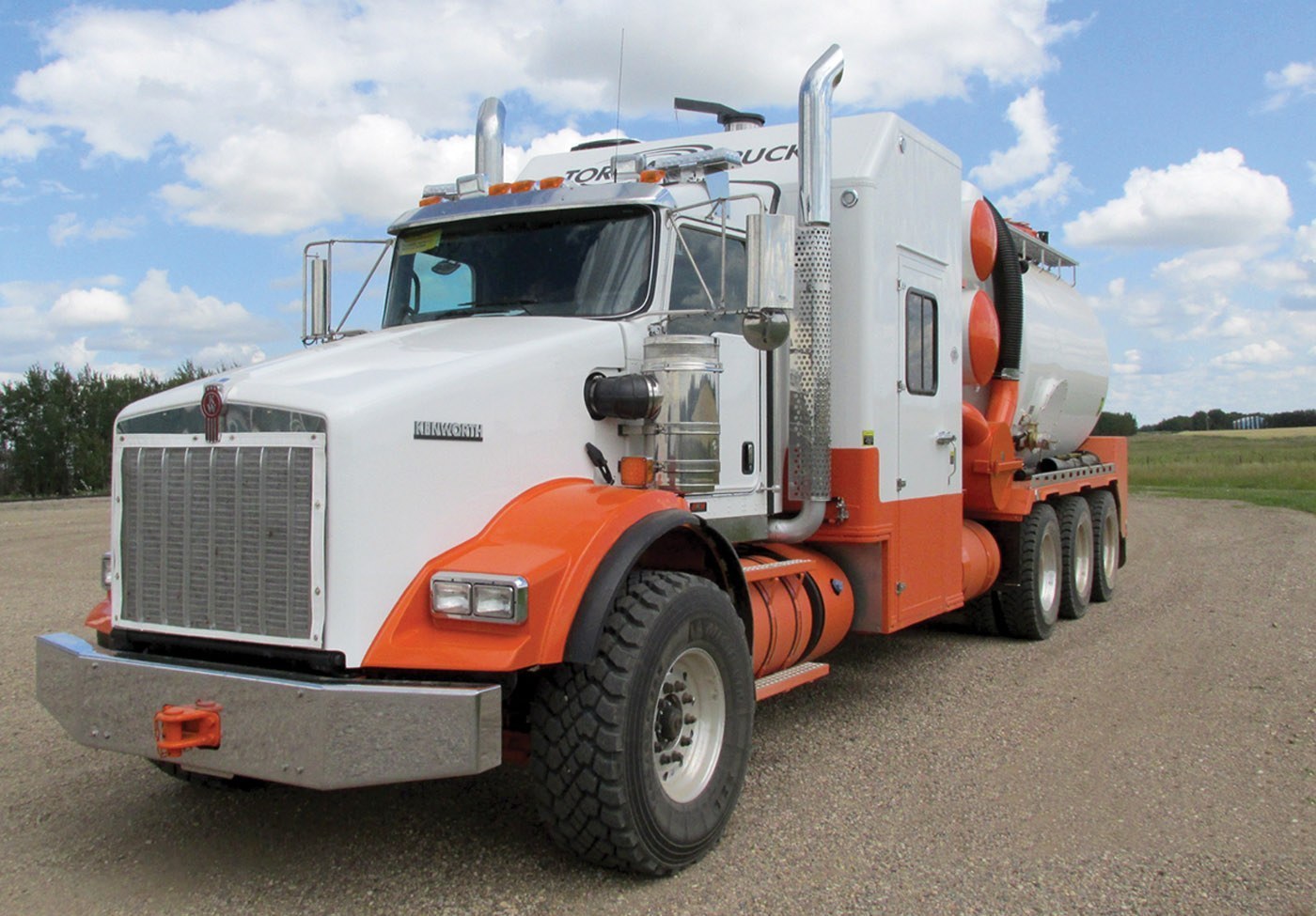 Industrial Vacuum Trucks - Tornado Global Hydrovacs F3 ECO